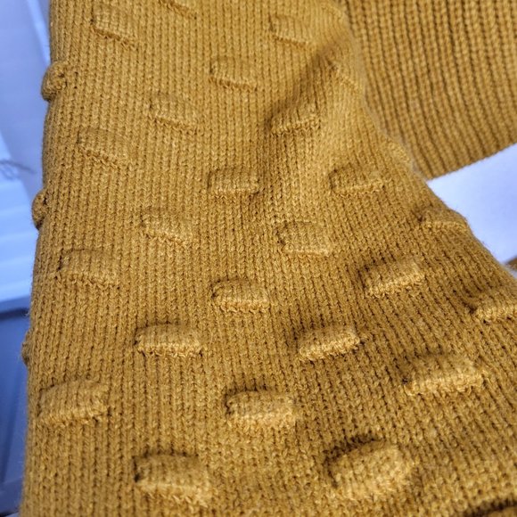 Balloon Sleeve Sweater - Picture 4 of 16